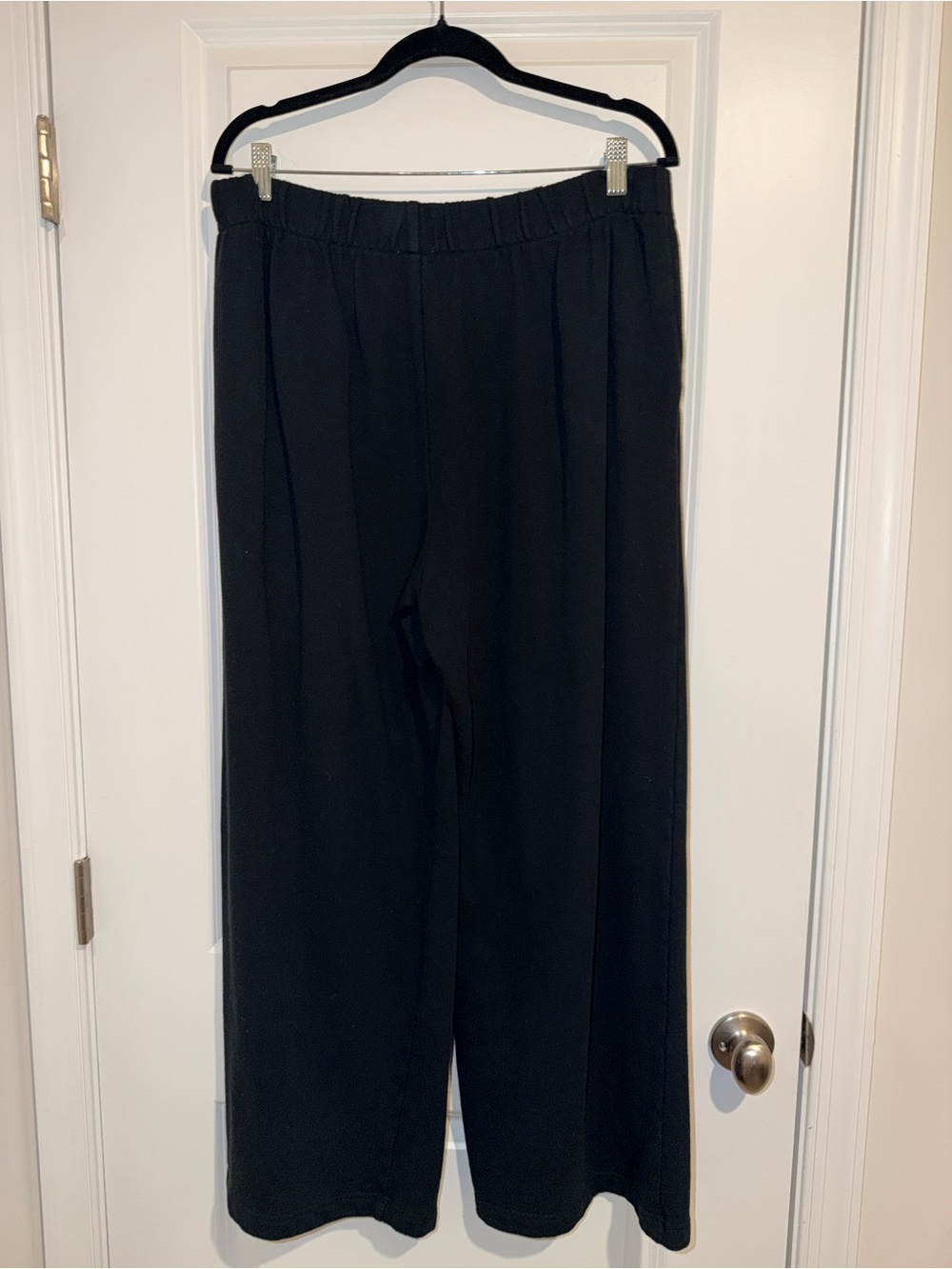 aerie, New Heights Turtleneck Sweatshirt and Fleece Trousers Black, M/L - Picture 9 of 11
